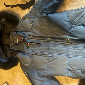 Women Moose Knuckles